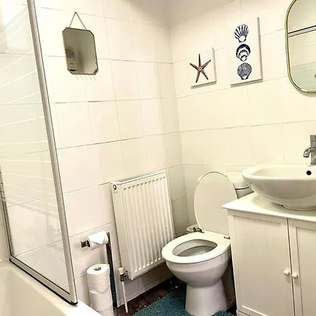 Appartement 3 Bedroom Victorian In With Parking